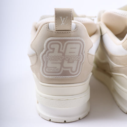 LOUIS VUITTON WHITE SKATER SNEAKERS SIZE LV 8