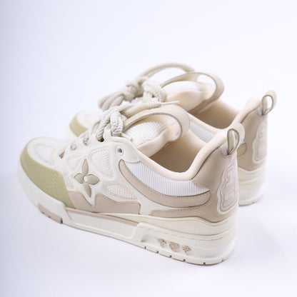 LOUIS VUITTON WHITE SKATER SNEAKERS SIZE LV 8