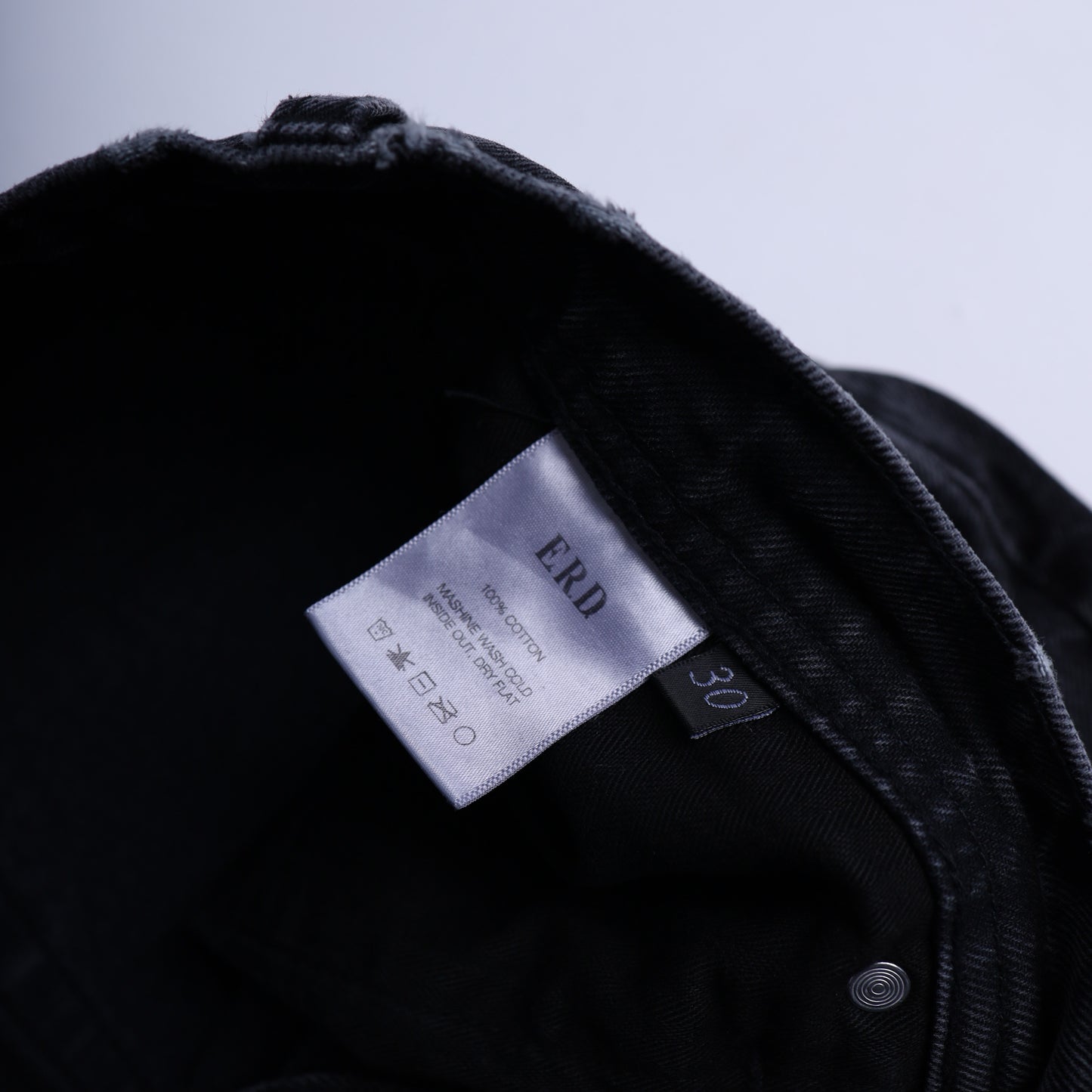 ERD BLACK DENIM SZ 30