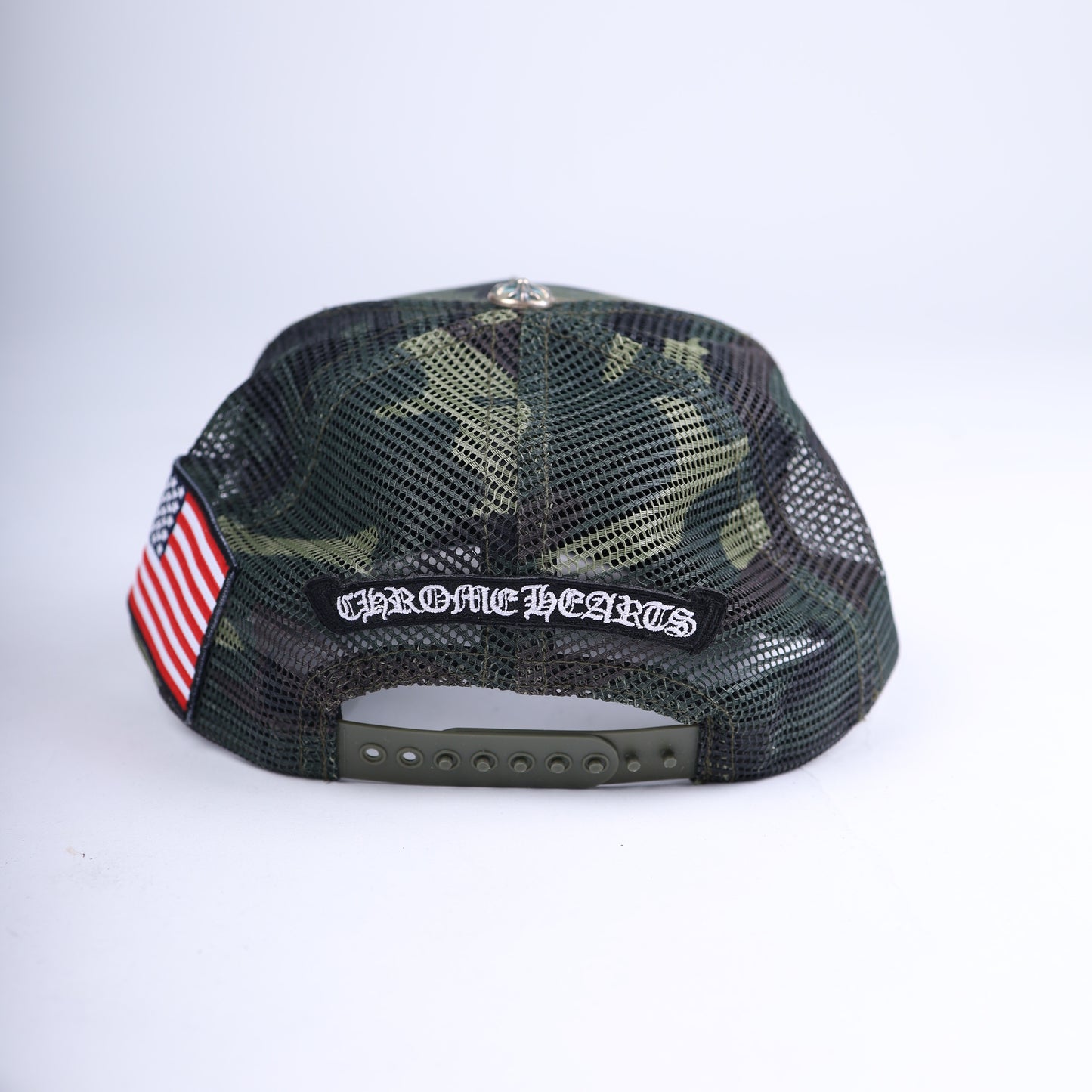 CHROME HEARTS CAMO THE HEROS PROJECT TRUCKER HAT