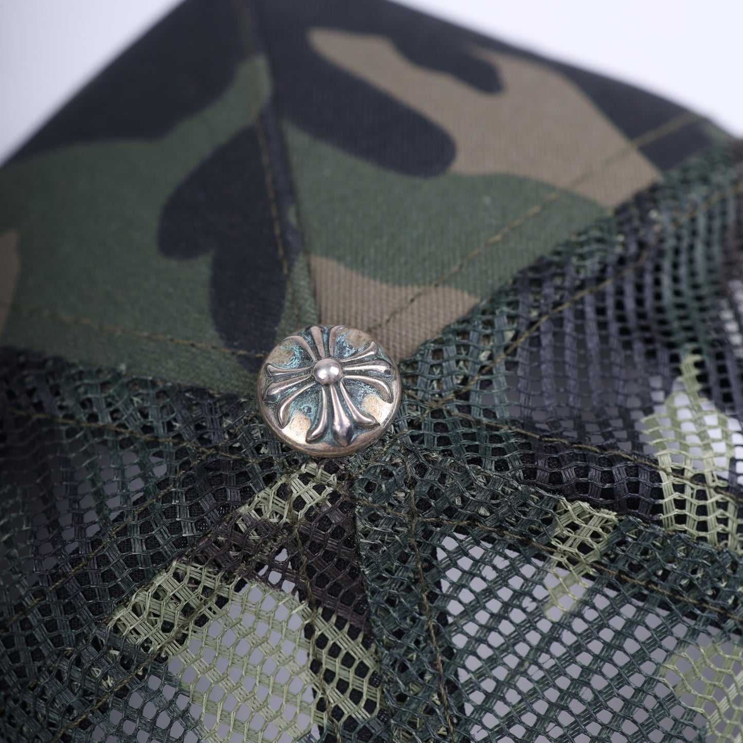 CHROME HEARTS CAMO THE HEROS PROJECT TRUCKER HAT