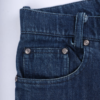 FLUER KNEE BLUE INDIGO DENIM CROSS PATCH DETAILS