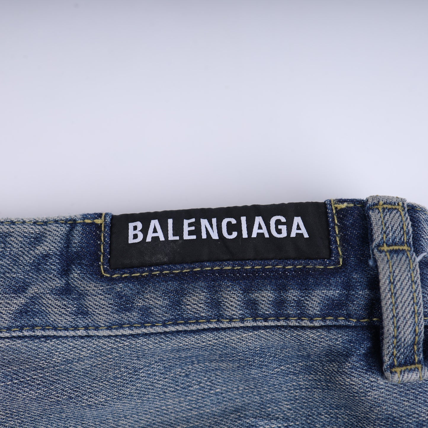BAGGY BLUE DENIM