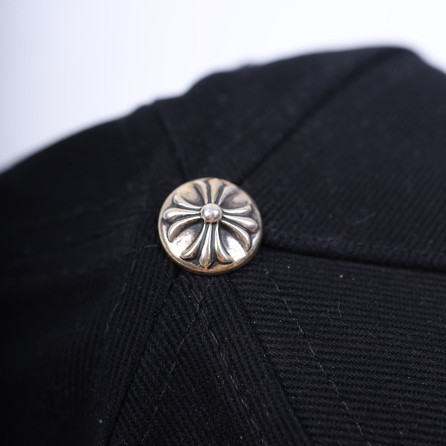 CHROME HEARTS DAGGER EMBRODIERED HAT