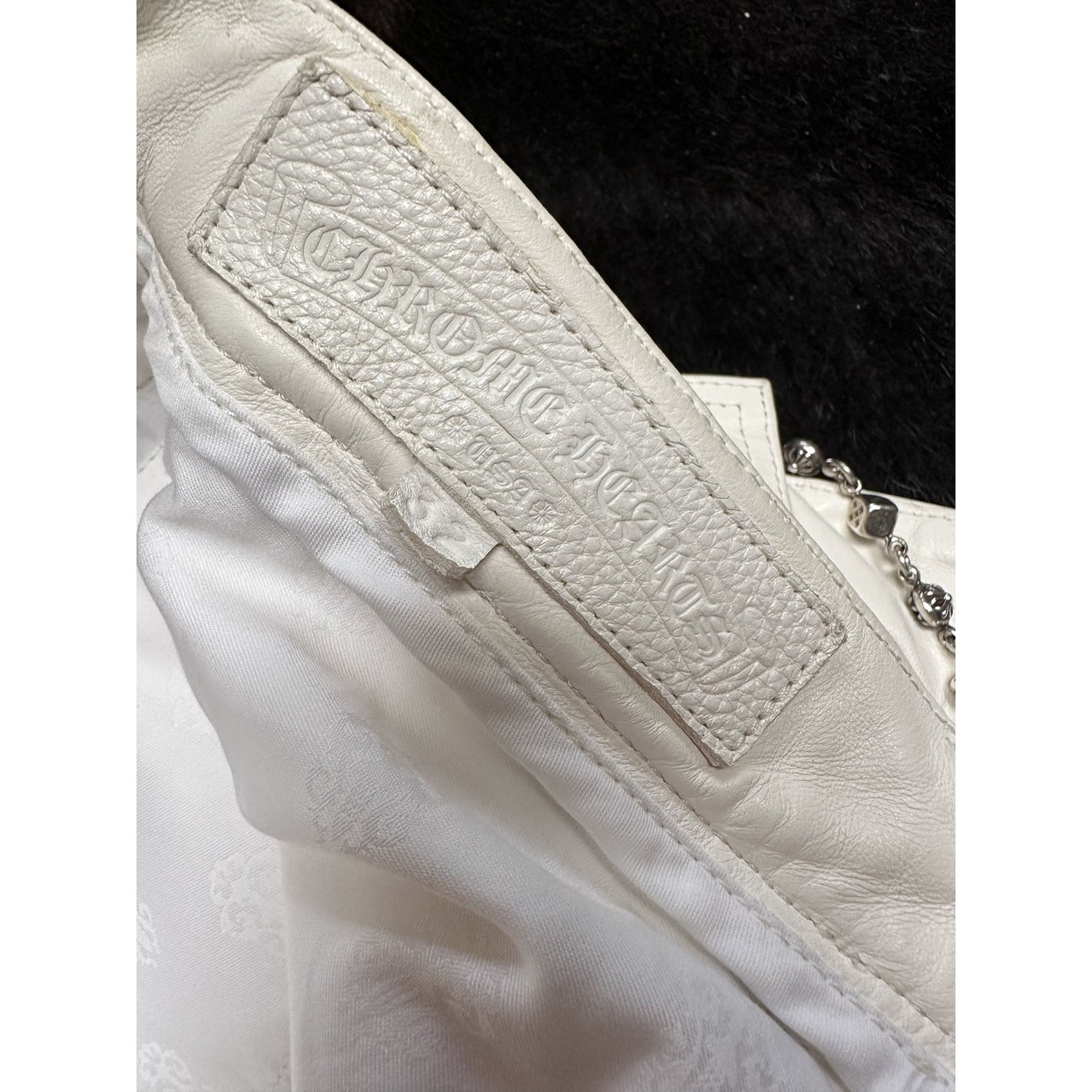 CHROME HEARTS WHITE LEATHER CARGO SHORTS