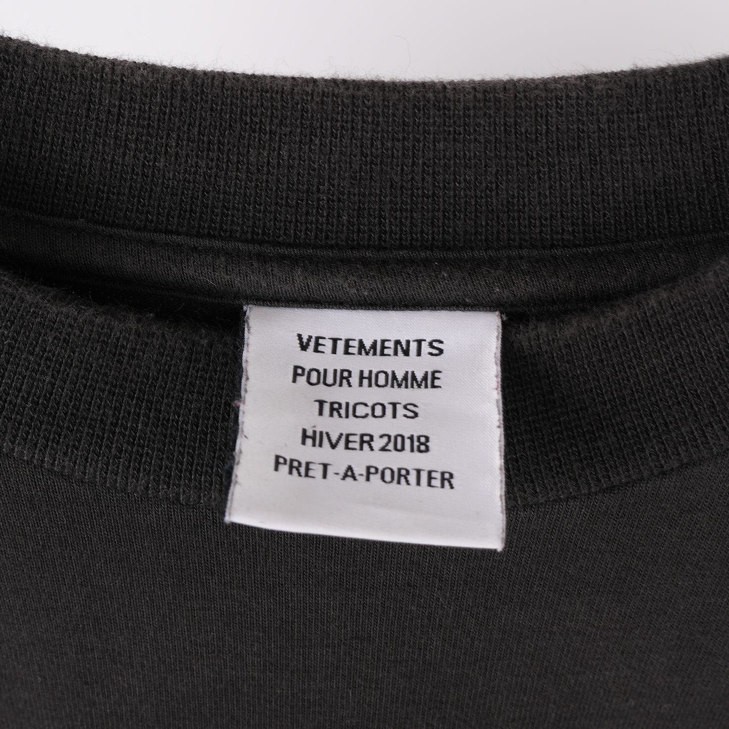 VETEMENTS SKULL TEE