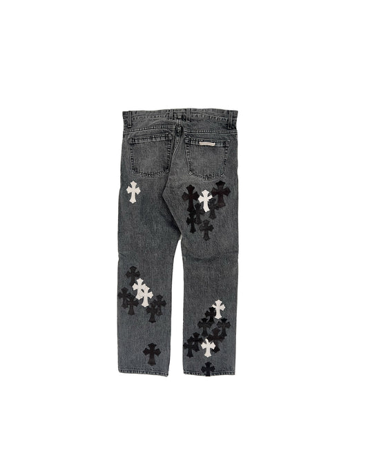 CHROME HEARTS BLACK FLEUR-KNEE PATCH IN HOUSE DENIM