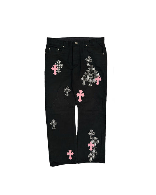 CHROME HEARTS PINK/CHECKERED FLEUR KNEE CROSS PATCH DENIM