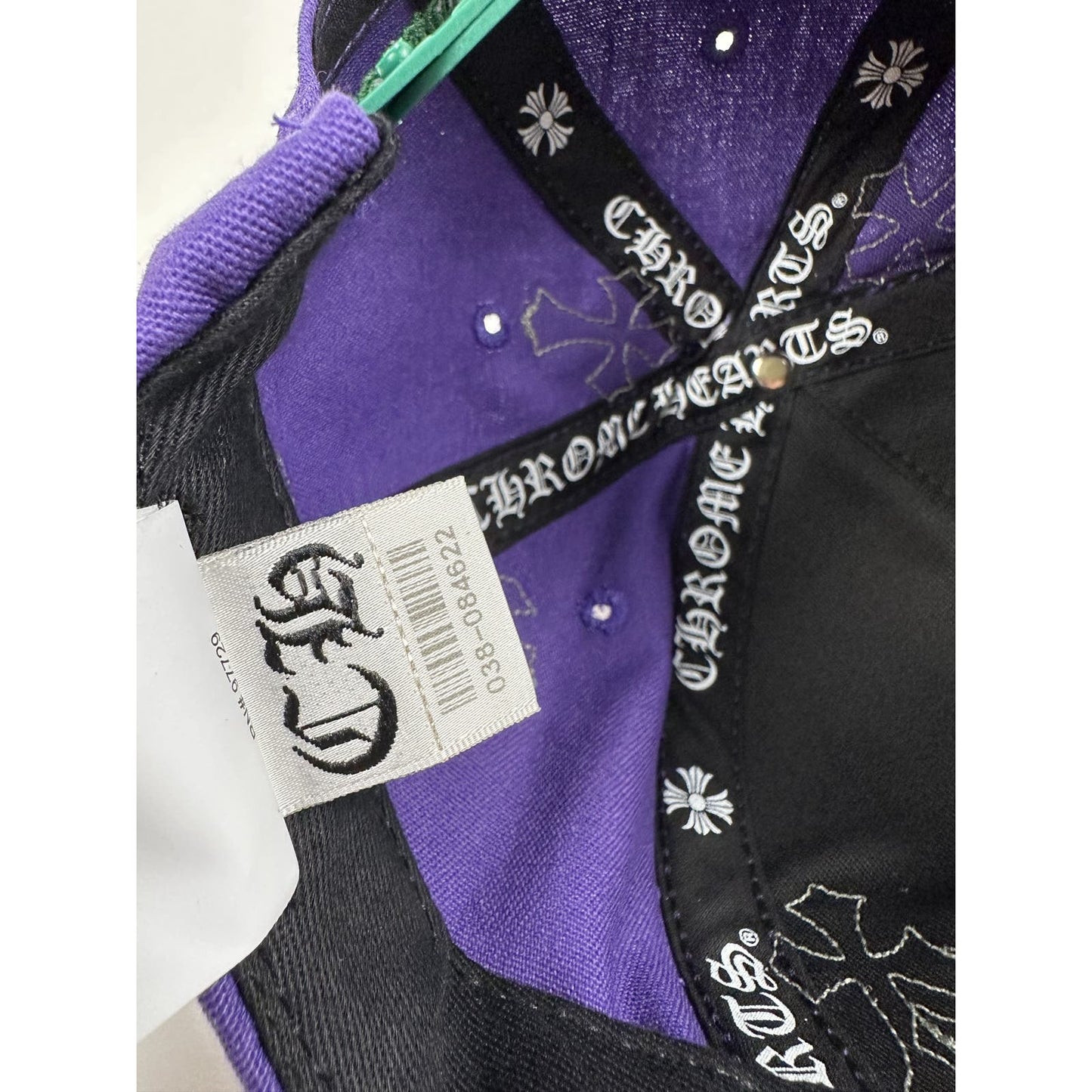 CHROME HEARTS CH PURPLE/GREEN CROSS PATCH HAT