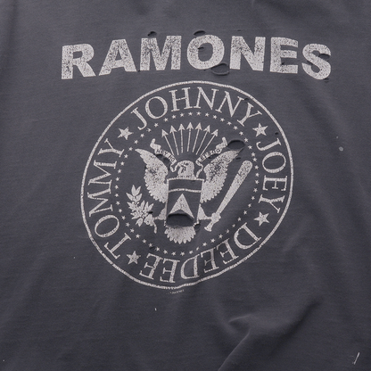 RAMONES THRASHED TEE