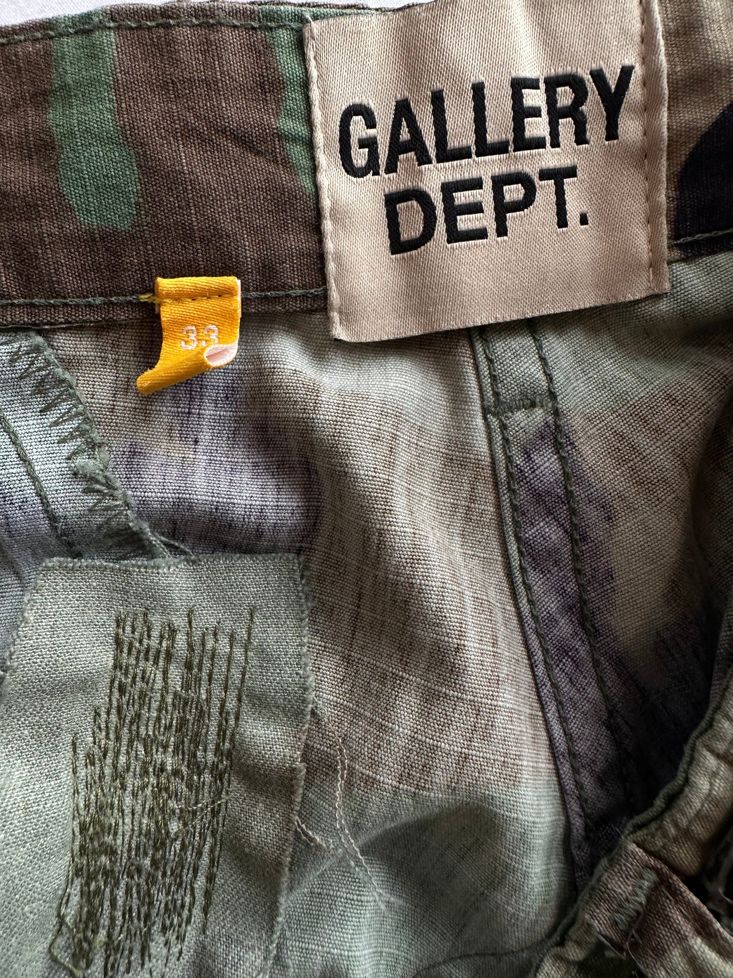 Gallery Dept. 'G Patch' Camo Shorts Size 33